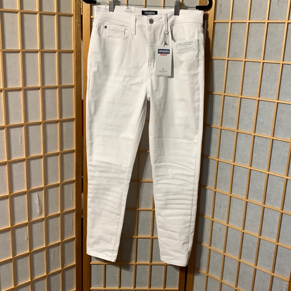 Levi’s Denizen jeans